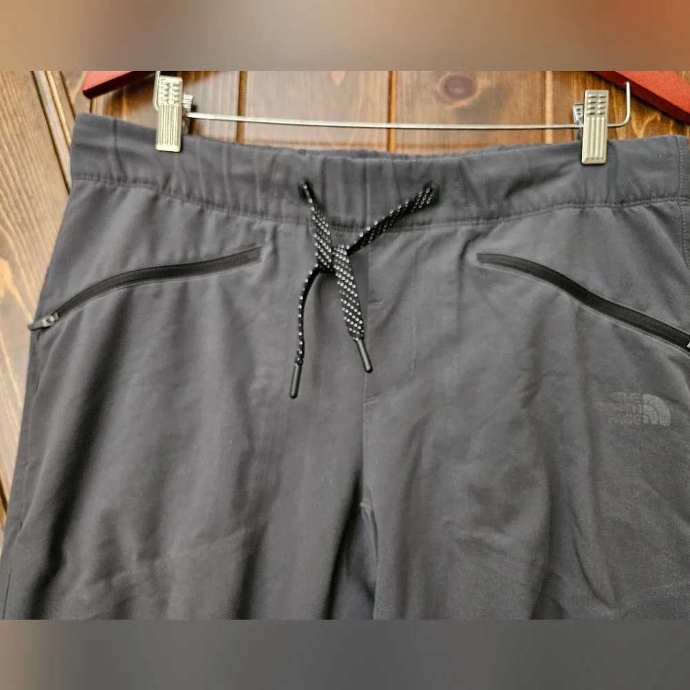 THE NORTH FACE Mens joggers S gray fleece lined sweatpants GUC athleisure